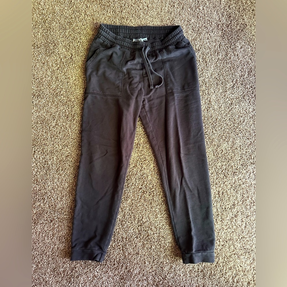 Pact Joggers/Sweatpants - black - mens medium - 100% organic cotton